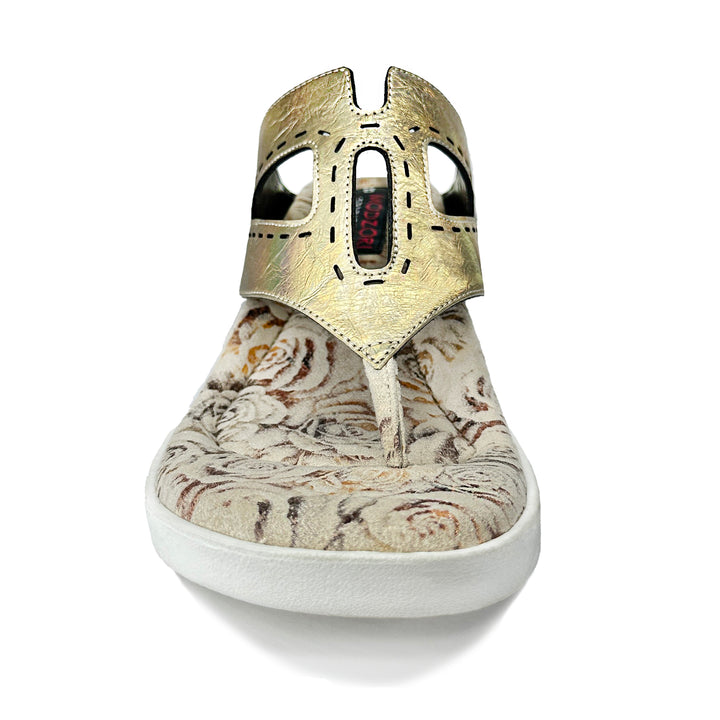 Aziza 2 - Gold flips to Pewter