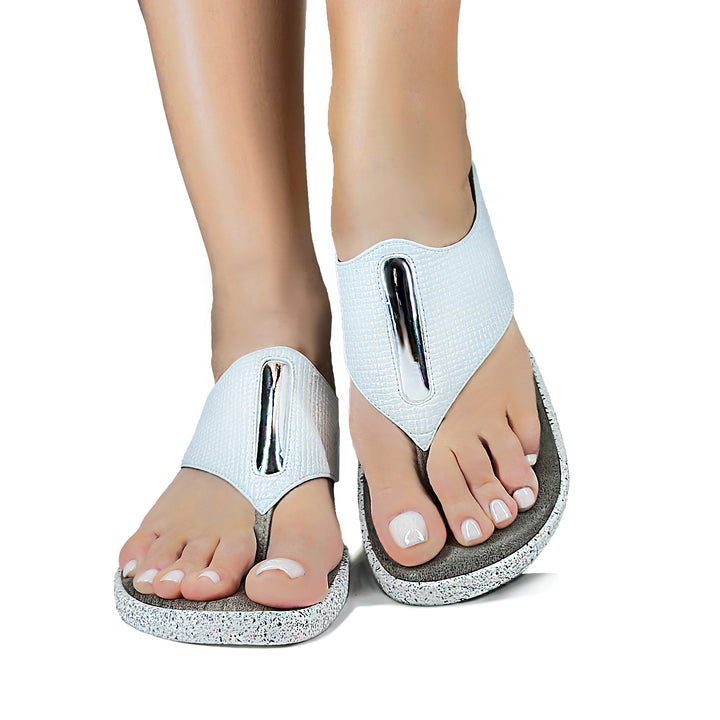 Iris 2 - White flips to Black