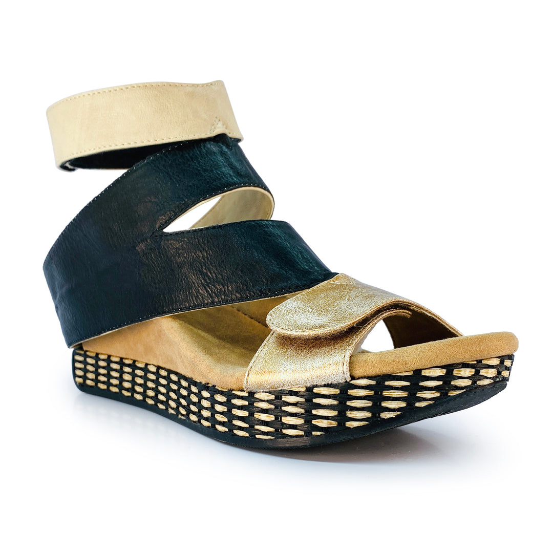 Olivia 4 - Cream flips to Black - 4 Way Sandal