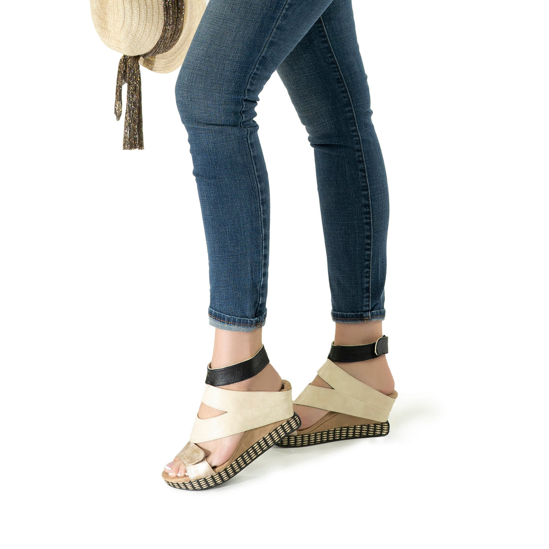 Olivia 4 - Cream flips to Black - 4 Way Sandal