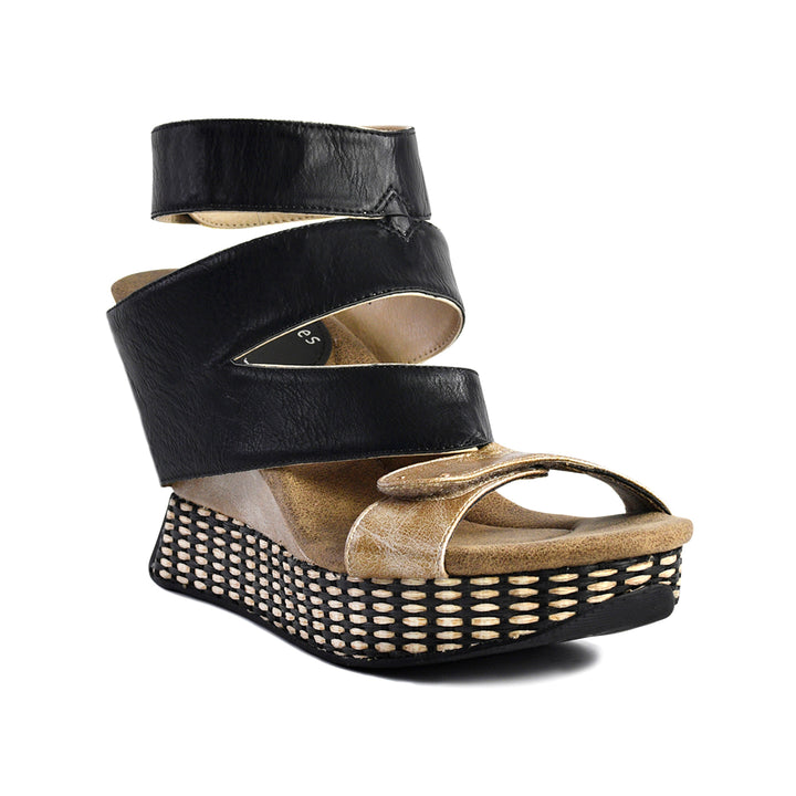Raina - Cream flips to Black - 4 Way Sandal