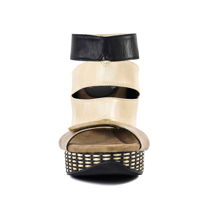 Raina - Cream flips to Black - 4 Way Sandal
