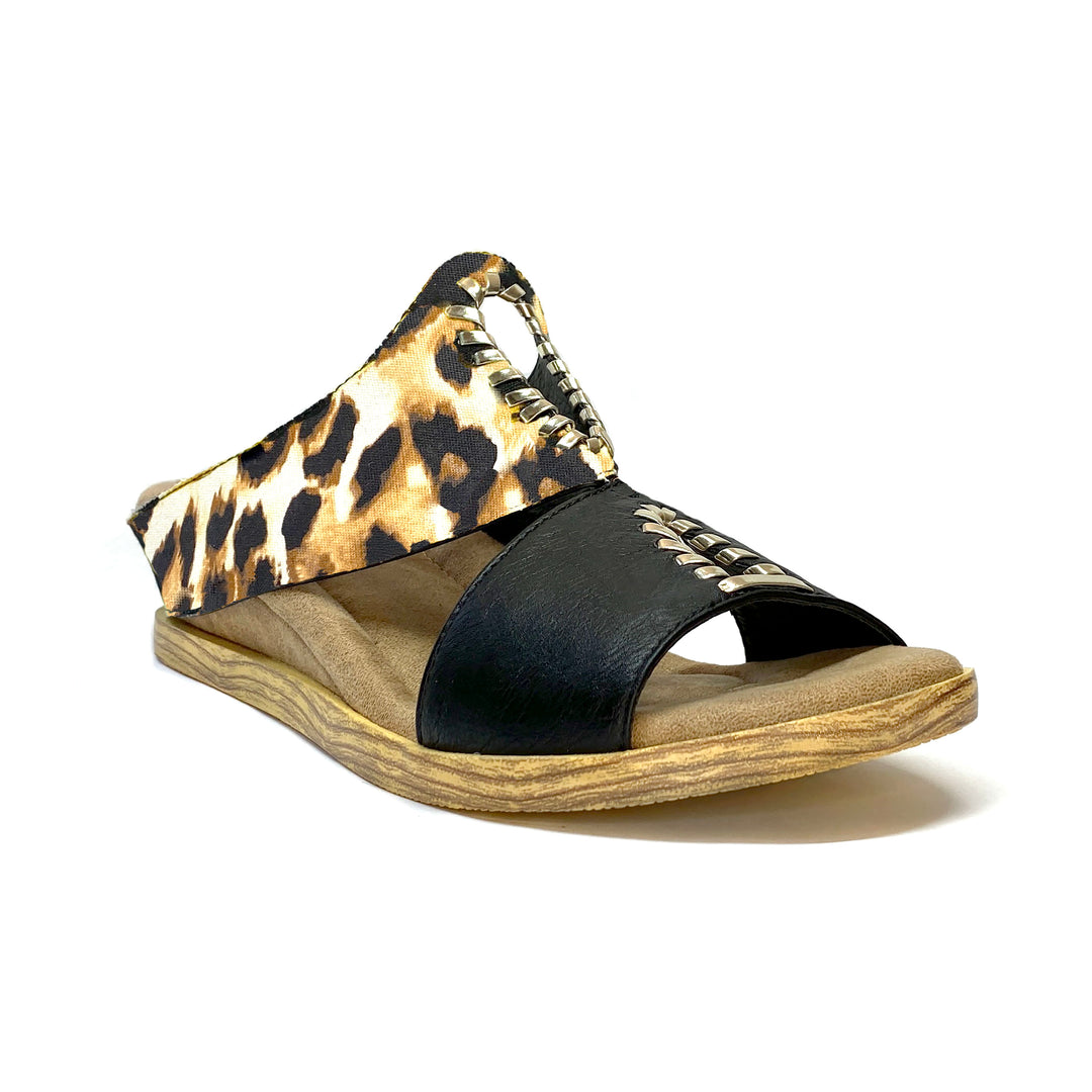 Lada - Leopard print flips to Black